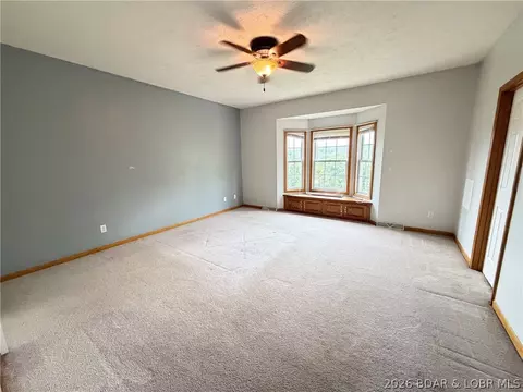 Bedroom - 157 Sawmill Rd, Saint Robert, MO 65584 photo 3 of 6