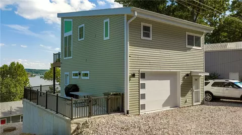 Exterior - 104 Point Supreme Drive 112 Point Supreme Loop, Sunrise Beach, MO 65079 photo 7 of 10