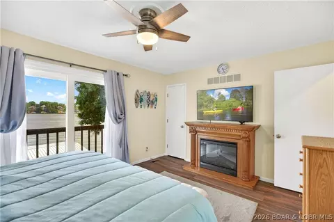 Bedroom - 104 Point Supreme Drive 112 Point Supreme Loop, Sunrise Beach, MO 65079 photo 2 of 7