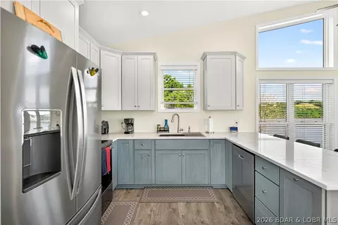 Kitchen - 104 Point Supreme Drive 112 Point Supreme Loop, Sunrise Beach, MO 65079 photo 3 of 3