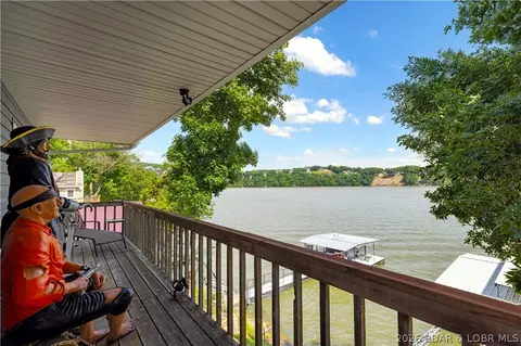 Exterior - 104 Point Supreme Drive 112 Point Supreme Loop, Sunrise Beach, MO 65079 photo 5 of 10