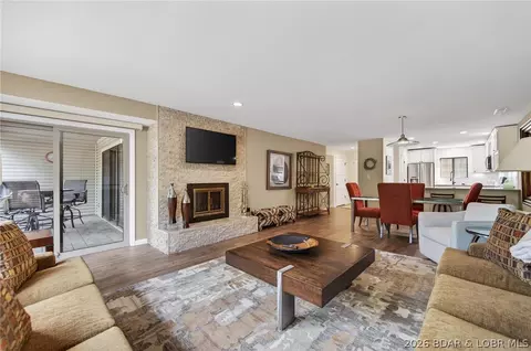 150 A Eleven West Dr #1A, Sunrise Beach, MO 65079