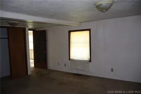 Bedroom - 1808 Aurora St S, Eldon, MO 65026 photo 2 of 2
