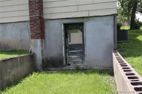 Exterior - 1808 Aurora St S, Eldon, MO 65026 photo 9 of 9
