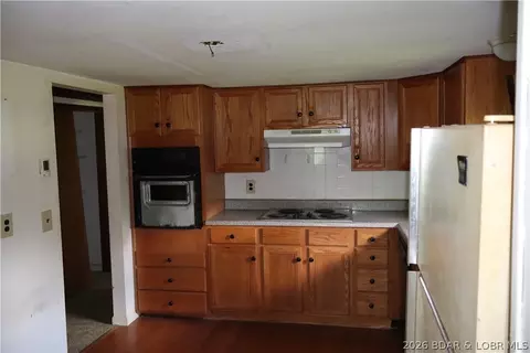 Kitchen - 1808 Aurora St S, Eldon, MO 65026 photo 1 of 2