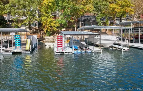 8 Walnut Ct, Lake Ozark, MO 65049