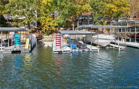 8 Walnut Ct, Lake Ozark, MO 65049