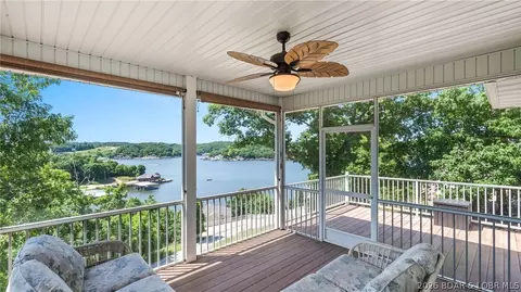 35 Great Escapes Ln, Camdenton, MO 65020