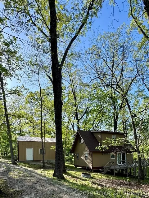 19 Lake Rd, Rocky Mount, MO 65072