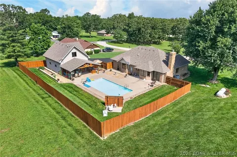 26659 Owens Dr, Lebanon, MO 65536