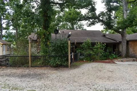 143 Walleye Point Dr, Camdenton, MO 65020