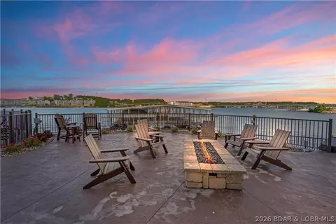 1184 Jeffries Rd #312, Osage Beach, MO 65065