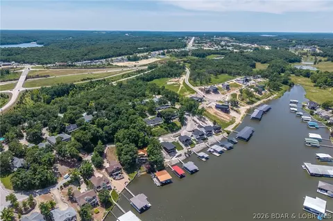 View/Area - 5413 Leaf Ct, Osage Beach, MO 65065 photo 9 of 17