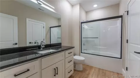Bath - 1254 Darwin Dr, Osage Beach, MO 65065 photo 5 of 6