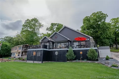 216 Happy Days Dr, Sunrise Beach, MO 65079