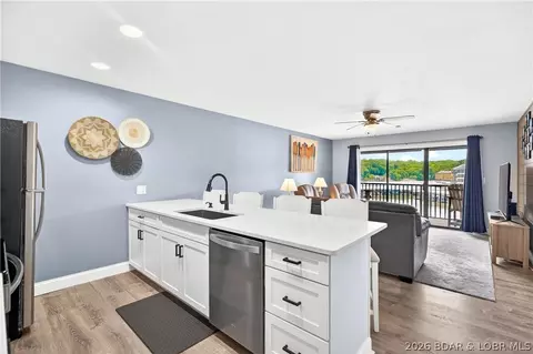 1532 Harbor Pt #304 D, Osage Beach, MO 65065