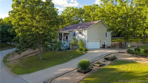 79 Sherwood Dr, Camdenton, MO 65020