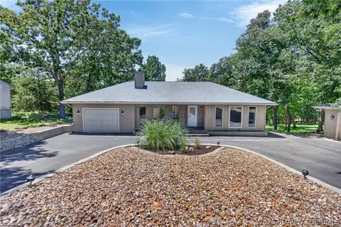 321 Kays Point Rd, Lake Ozark, MO 65049