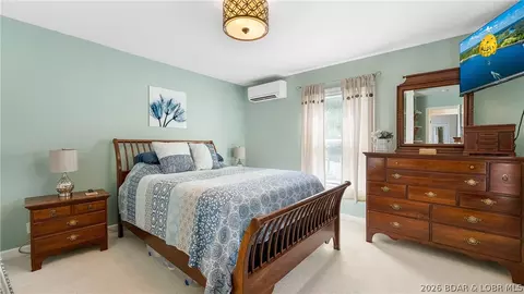 Bedroom - 110 N Oak St, Eldon, MO 65026 photo 1 of 5