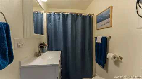 Bath - 110 N Oak St, Eldon, MO 65026 photo 2 of 2