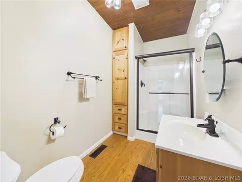 Bath - 142 Vision Dr, Camdenton, MO 65020 photo 1 of 3