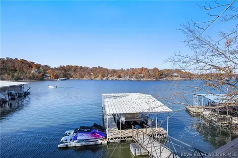 21 Jonathan Ct, Lake Ozark, MO 65049