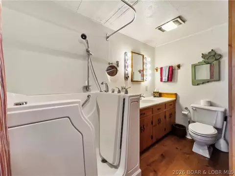 Bath - 4325 Lower Prairie Hollow Rd, Roach, MO 65787 photo 1 of 4