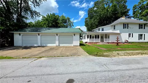 Exterior - 501 N Monroe, Versailles, MO 65084 photo 8 of 8