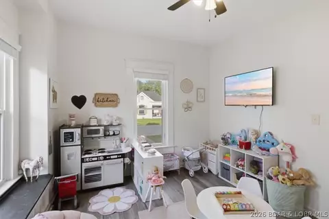 Kitchen - 209 N Maple St, Eldon, MO 65026 photo 2 of 2