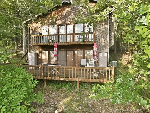 50 Benton Rd, Brumley, MO 65017