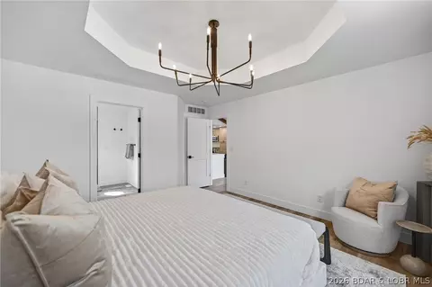 Bedroom - 25 Old Sassafrass Rd, Eldon, MO 65026 photo 6 of 11