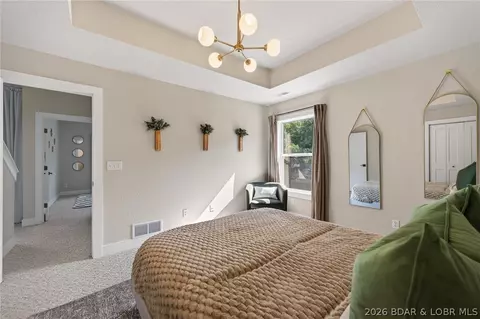 Bedroom - 25 Old Sassafrass Rd, Eldon, MO 65026 photo 8 of 11