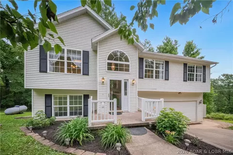 287 Wildwood Dr, Linn Creek, MO 65052