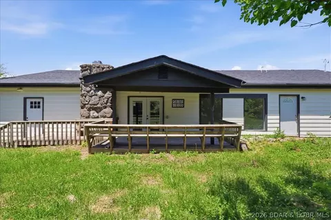 Exterior - 1024 Jay St, Eldon, MO 65026 photo 3 of 8