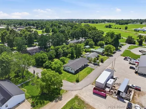 View/Area - 1024 Jay St, Eldon, MO 65026 photo 1 of 6