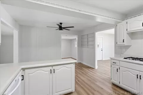 Entry Way - 1024 Jay St, Eldon, MO 65026 photo 1 of 2
