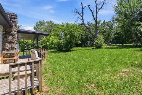 Exterior - 1024 Jay St, Eldon, MO 65026 photo 5 of 8