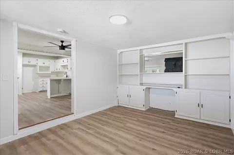 Living - 1024 Jay St, Eldon, MO 65026 photo 5 of 5