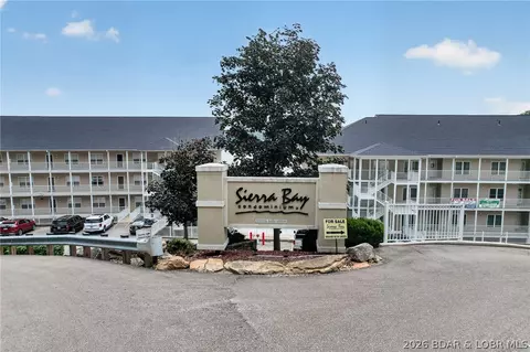 72 Sierra Bay Dr #1E, Camdenton, MO 65020