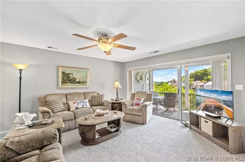 80 Regatta Bay Cir #3D, Lake Ozark, MO 65049