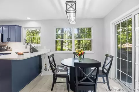 Dining - 158 Apache Rd, Four Seasons, MO 65049 photo 1 of 1