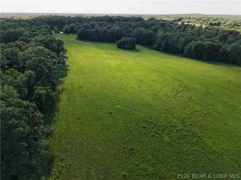 26645 135 Hwy, Versailles, MO 65084