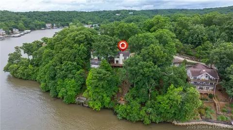 817 Oak Knoll Rd, Linn Creek, MO 65052