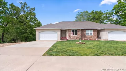 191 Park Place Dr, Kaiser, MO 65047