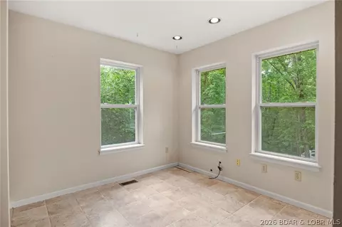 Entry Way - 122 Hicks Dr, Eldon, MO 65026 photo 5 of 8