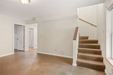 Living - 122 Hicks Dr, Eldon, MO 65026 photo 4 of 4