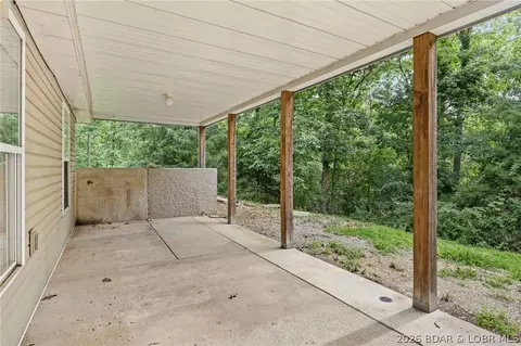 Exterior - 122 Hicks Dr, Eldon, MO 65026 photo 4 of 8