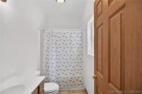 Bath - 20 Sunny Meadows Dr, Kaiser, MO 65047 photo 4 of 4