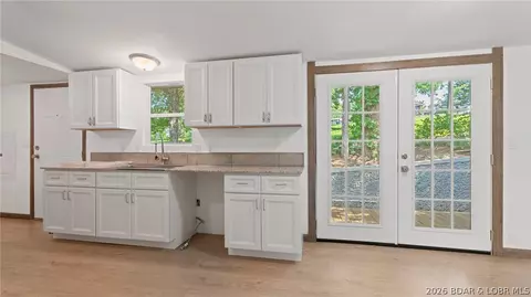 Entry Way - 148 Hwy D, Kaiser, MO 65047 photo 1 of 3