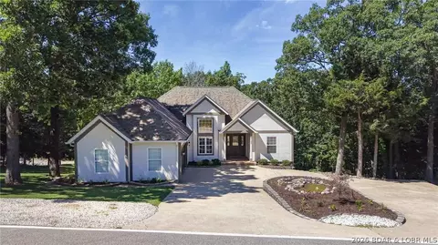 1129 Explorer Ct, Osage Beach, MO 65065